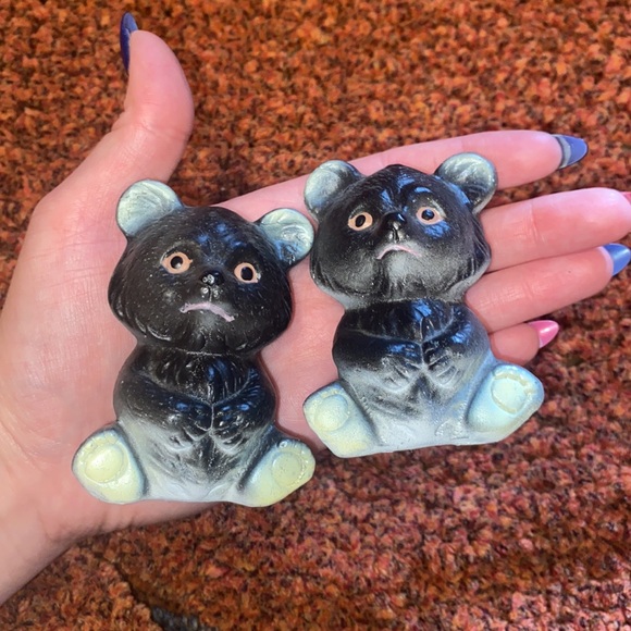 Vintage Bear Salt & Pepper Shakers - Picture 2 of 7